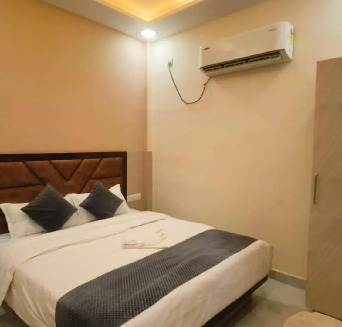 Hotel Prakash Residency Varanasi Near Kashi Vishwanath Temple 700M